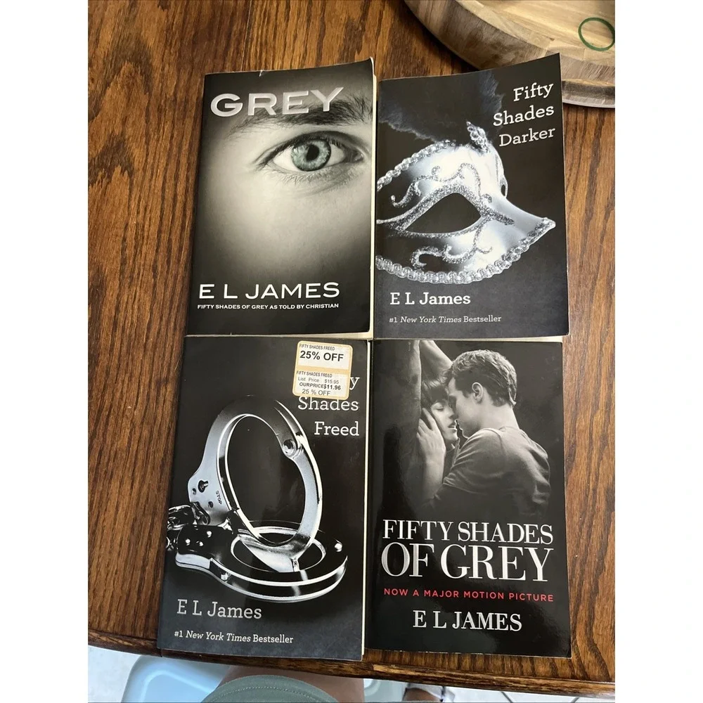 50 Fifty Shades Of Grey, Darker, Freed 4 Book Collection. Paperback Set EL James
